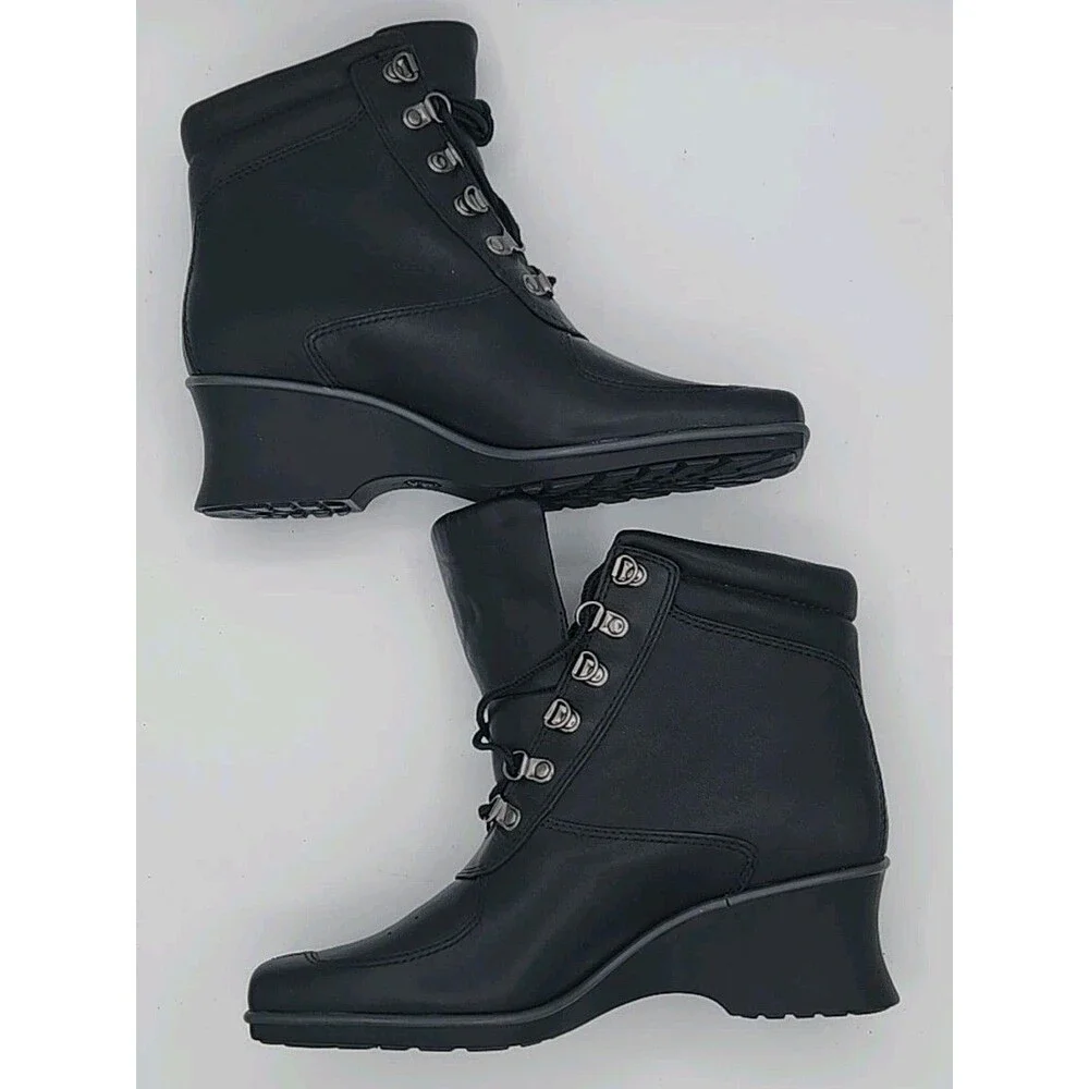 NWOB New Timberland Hill Women’s 6M Black Leather Upper Wedge Ankle Boots #19346